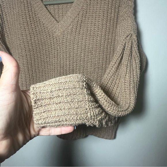 Madewell Chunky V-Neck Sweater Cropped Wool Silk Blend Pleated Sleeves Size XS - Picture 4 of 6